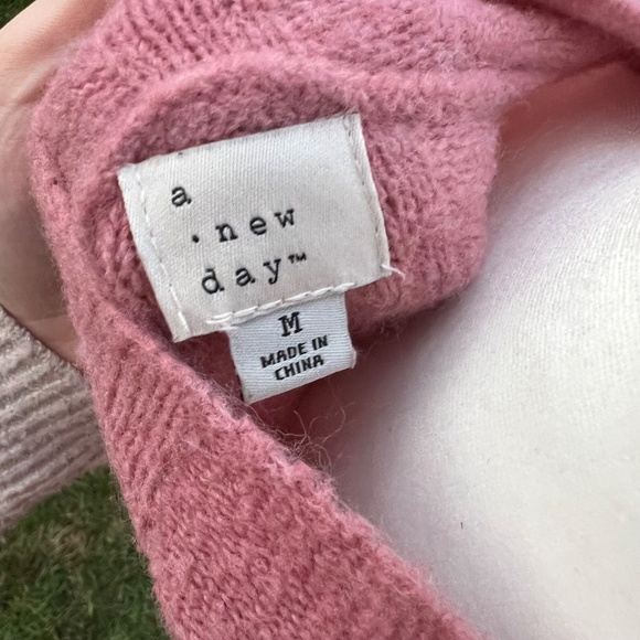 Maxi Sweater Dress - Picture 4 of 4